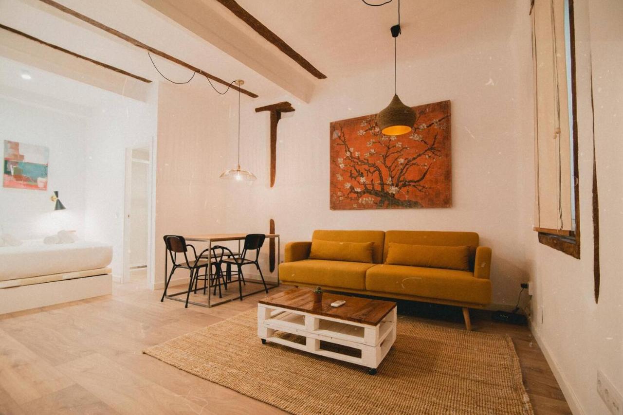Charming Design Apartment Reina Sofia مدريد المظهر الخارجي الصورة